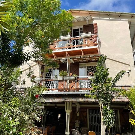 Chez Henri Ξενοδοχείο Pointe d'Esny Εξωτερικό φωτογραφία